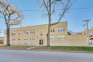 4411 W Wilson Ave, Chicago, IL 60630 - Photo 1