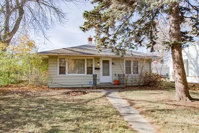 1312 N Linden Avenue, Waukegan, IL 60085 - Photo 1