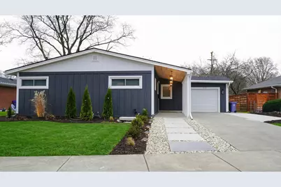 103 E Berkshire Lane, Mount Prospect, IL 60056 - Photo 1