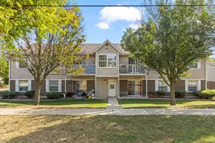 499 Park St, Bensenville, IL 60106 - Photo 1