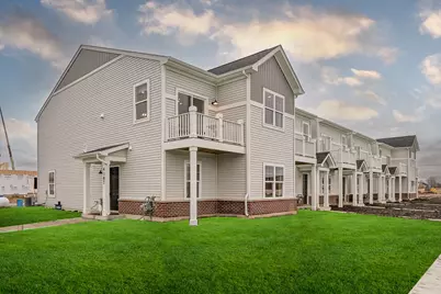 331 Kingsport Drive, South Elgin, IL 60177 - Photo 1