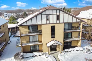 17960 Royal Oak Ct, Tinley Park, IL 60477 - Photo 1