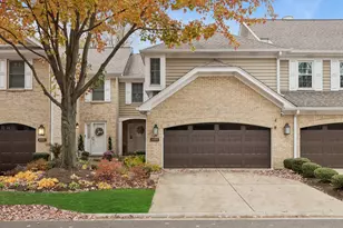 11152 Indian Woods Dr, Indian Head Park, IL 60525 - Photo 1