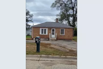 230 S Hackett Street, South Beloit, IL 61080 - Photo 1