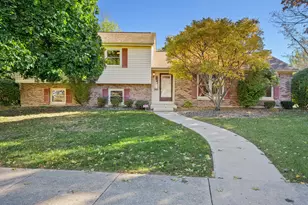 260 Crabapple Dr, Joliet, IL 60435 - Photo 1