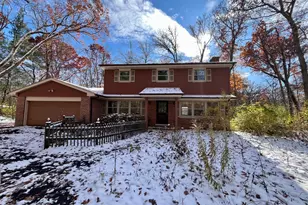 2000 Greenbriar Ln, Riverwoods, IL 60015 - Photo 1