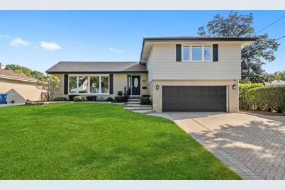 142 E Quincy Street, Elmhurst, IL 60126 - Photo 1