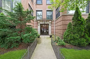 1363 E 64th St, Chicago, IL 60637 - Photo 1