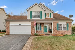 944 Cortney Dr, Carpentersville, IL 60110 - Photo 1
