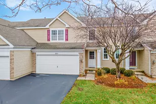 221 Mistwood Ln, Crystal Lake, IL 60014 - Photo 1