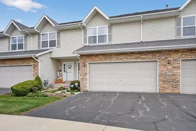 1152 Rose Drive, Sycamore, IL 60178 - Photo 1