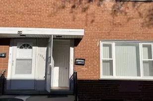 10059 Frontage Rd, Skokie, IL 60077 - Photo 1