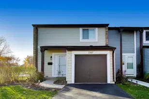 1507 Clearwater Ln, Wheeling, IL 60090 - Photo 1