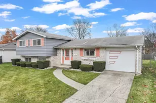 2407 N Champlain St, Arlington Heights, IL 60004 - Photo 1