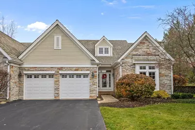 195 S Bradford Court, Lake Forest, IL 60045 - Photo 1