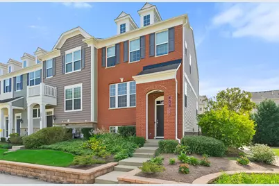 805 E Hamlin Lane, Arlington Heights, IL 60004 - Photo 1