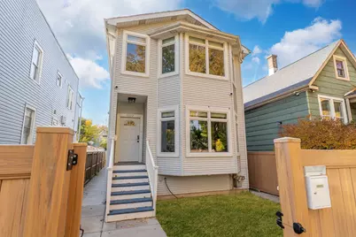 4602 N Kelso Avenue, Chicago, IL 60630 - Photo 1