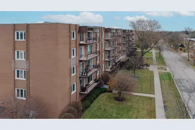 8100 W Foster Lane #508, Niles, IL 60714 - Photo 1