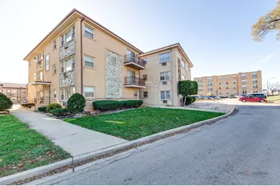 [Address not provided], Elmwood Park, IL 60707 - Photo 1