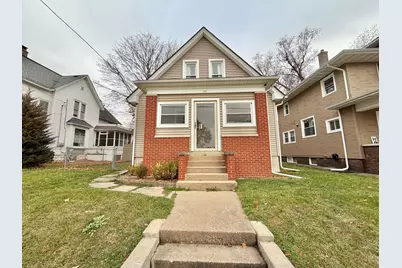 124 12th Street, Rockford, IL 61104 - Photo 1