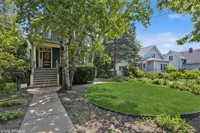 2635 Poplar Avenue, Evanston, IL 60201 - Photo 1
