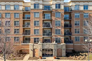 9530 Cook Ave, Oak Lawn, IL 60453 - Photo 1