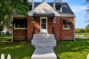 630 East End Ave, Hillside, IL 60162 - Photo 1