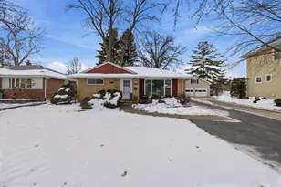510 S Chase Ave, Lombard, IL 60148 - Photo 1