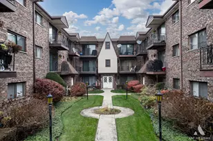 6453 N Northwest Hwy, Chicago, IL 60631 - Photo 1