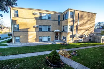 6621 W Higgins Avenue, Chicago, IL 60656 - Photo 1