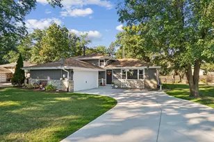 125 Kimber Dr, New Lenox, IL 60451 - Photo 1