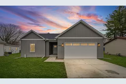 404 E Sherman Street, Saint John, IL 61873 - Photo 1