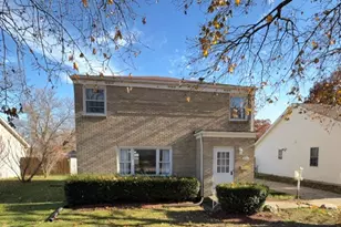 1016 Kingsway Ave, Rockford, IL 61108 - Photo 1