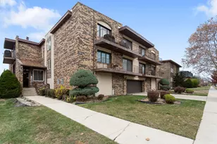 10416 Mansfield Ave, Oak Lawn, IL 60453 - Photo 1