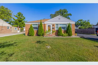 1966 Laura Lane, Des Plaines, IL 60018 - Photo 1