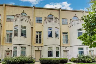 4926 S Drexel Blvd, Chicago, IL 60615 - Photo 1