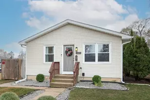 2904 Gilboa Ave, Zion, IL 60099 - Photo 1