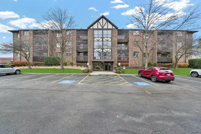 10351 Menard Avenue #322, Oak Lawn, IL 60453 - Photo 1