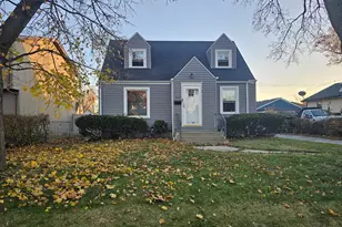 219 Village Dr, Northlake, IL 60164 - Photo 1