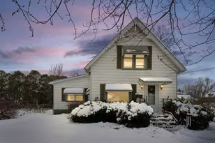 411 E 5th St, Momence, IL 60954 - Photo 1