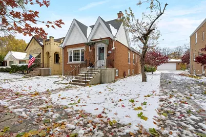 10021 S Oakley Avenue, Chicago, IL 60643 - Photo 1