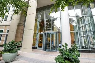 345 N LaSalle St, Chicago, IL 60654 - Photo 1