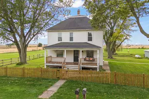 17128 Lukens Rd, Sycamore, IL 60178 - Photo 1