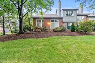 11257 Melrose Ct, Orland Park, IL 60467 - Photo 1