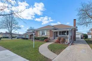 [Address not provided], Westchester, IL 60154 - Photo 1