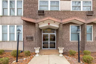 1333 W Touhy Avenue #303, Park Ridge, IL 60068 - Photo 1