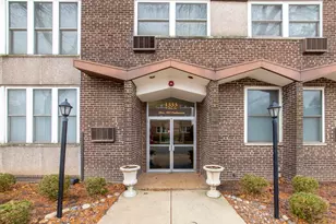 1333 W Touhy Ave, Park Ridge, IL 60068 - Photo 1