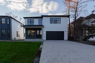 1018 N Princeton Ave, Villa Park, IL 60181 - Photo 1