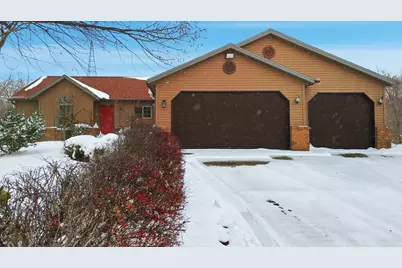 678 Pheasant Run, Dixon, IL 61021 - Photo 1