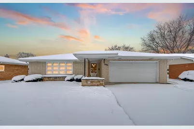 9620 S Keeler Avenue S, Oak Lawn, IL 60453 - Photo 1